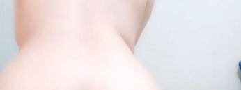 CEO Live Nungging Sambil MAndi