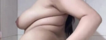 BAIXU Mandi Sambil Kocok Memek