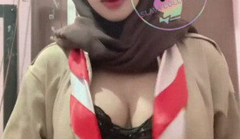 Hijab LAURA Pramesti Pramuka