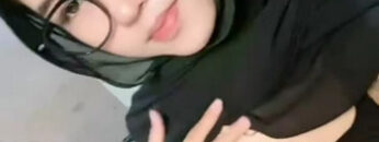 YUMA Hijab Polos Tapi Brutal Ngocok Memek