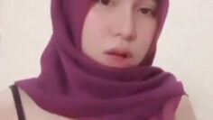 NAY HIJAB Horny Ngocok