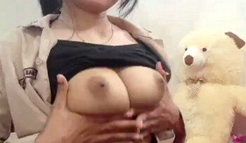 LENI Pelajar PRAMUKA Colok Memek.jpg